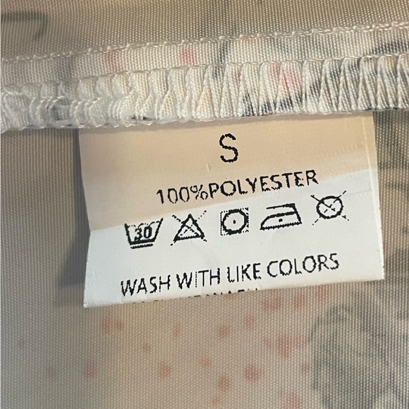 NWT Georgia Bulldogs Women’s Top Size Small - Picture 3 of 3